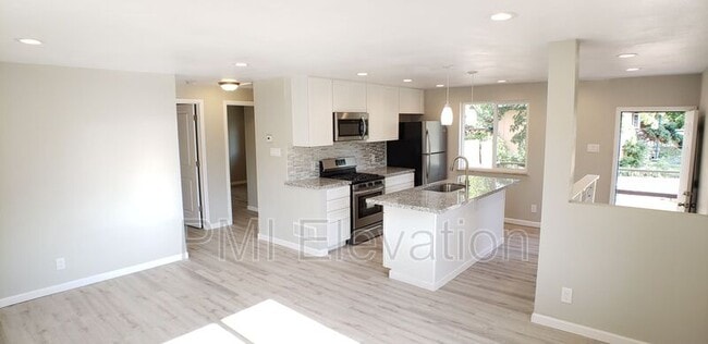 Building Photo - 6192 W Bayaud Ave