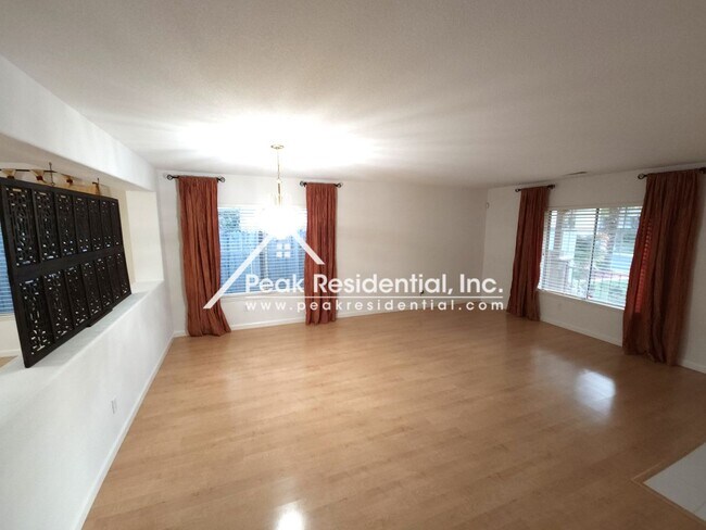 Building Photo - Very Nice 3bd/2ba Elk Grove Home in Laguna West!