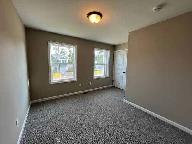 Building Photo - New Construction House, 4 Bedrooms, 2.5 Bath