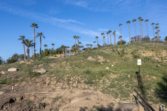 03/2022 - Stadium Villas