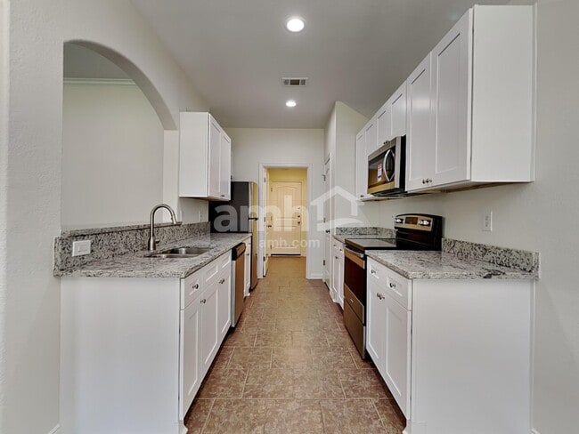 Foto del edificio - 322 Creekside Way