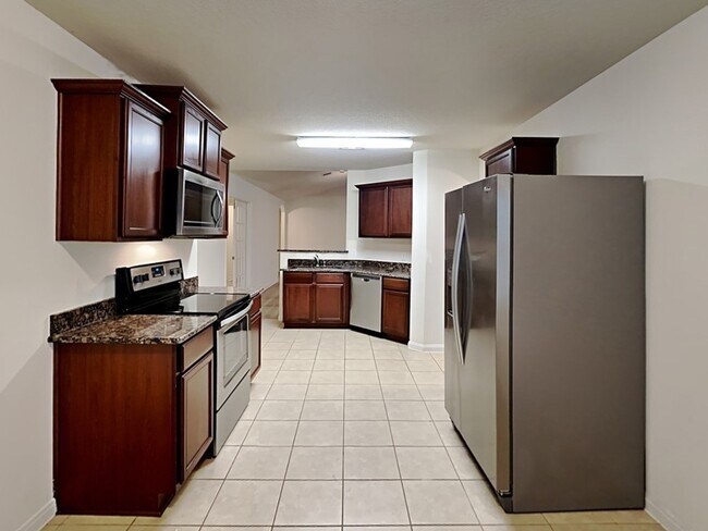 Foto del edificio - 22431 Bauer Canyon Dr