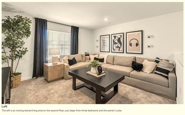 Building Photo - 4454 Buckingham Ave