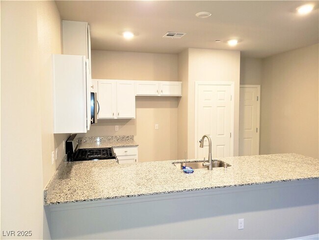 Foto del edificio - 378 Canyon Mist Ct