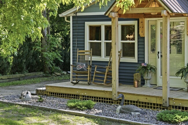 Building Photo - 34500 S Lakeside Terrace