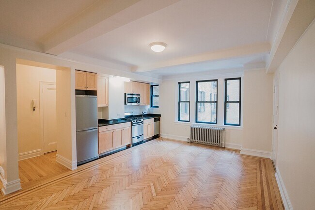 Foto del edificio - 248 E 68th St