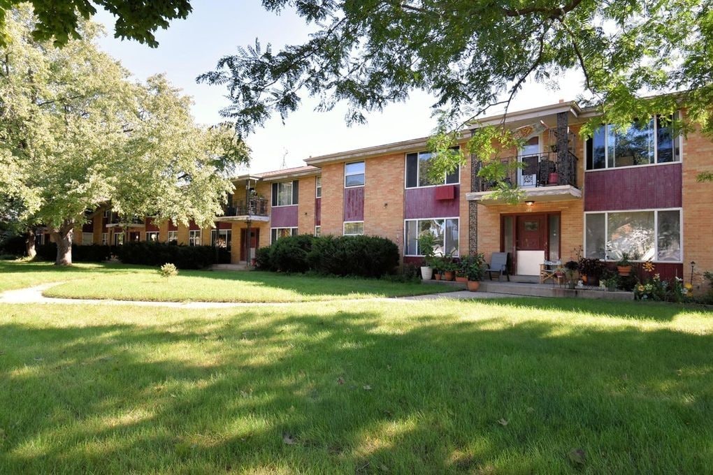 Primary Photo - 308 S 70th St
