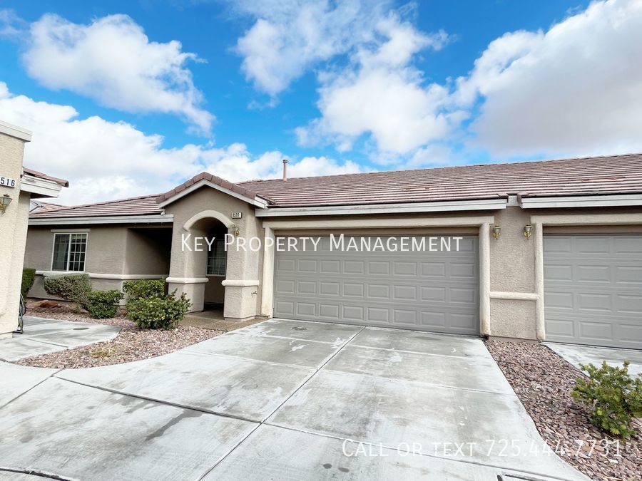 Primary Photo - ONE STORY 2 BEDROOM TOWNHOME IN SILVERADO ...