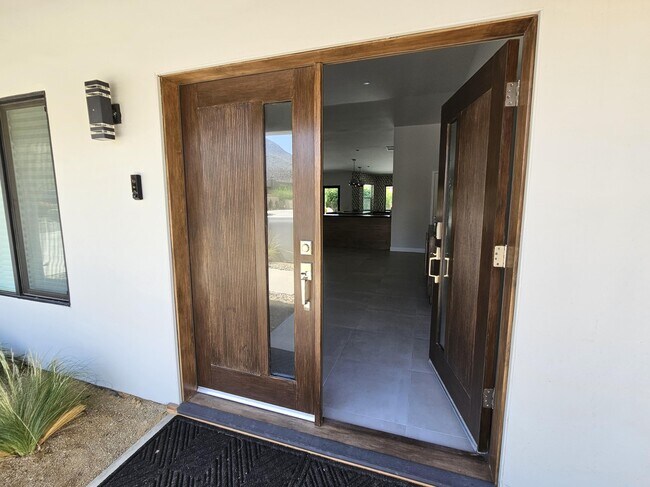 Building Photo - 72278 Barbara Dr