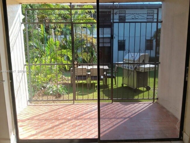 Foto del edificio - 6259 W 24th Ave