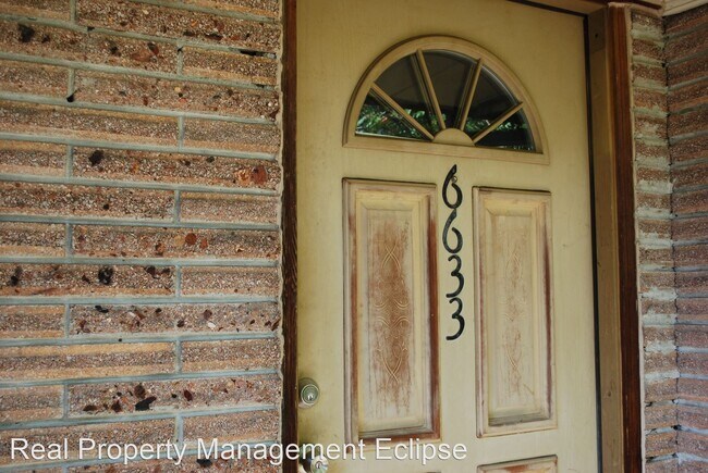 Building Photo - 3 br, 1 bath House - 6633 193rd St SW