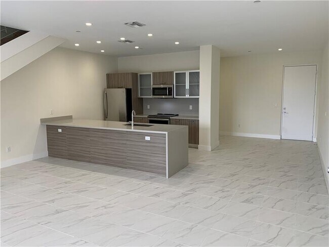 Foto del edificio - 1044 NE 18th Ave