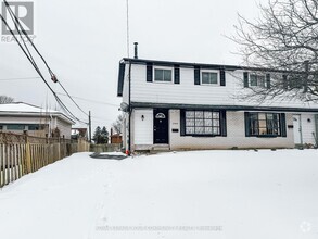 Building Photo - 1364 Lakefield St