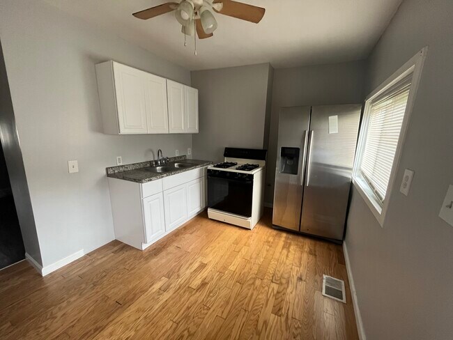 Foto del edificio - 318 E 17th Ave