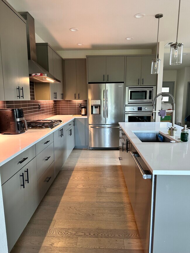 Foto del edificio - 7771 SW 72nd Ave
