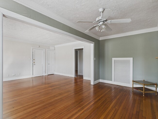 Building Photo - 1920 Richmond Ave.