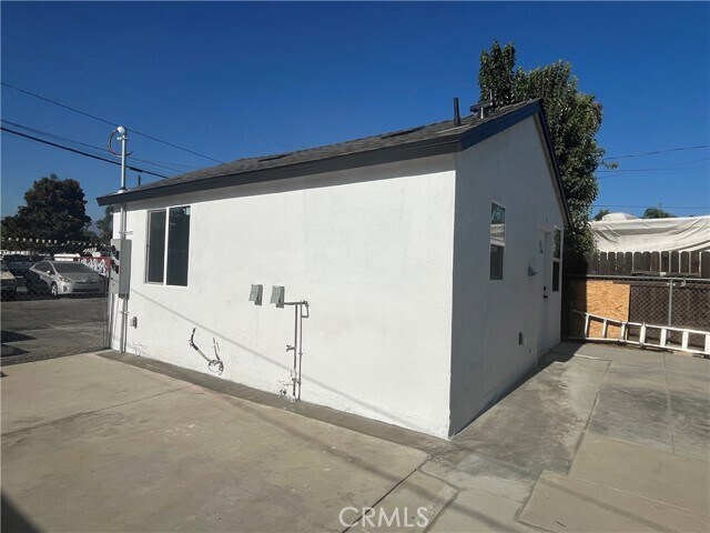 Foto del edificio - 1387 W Holt Ave