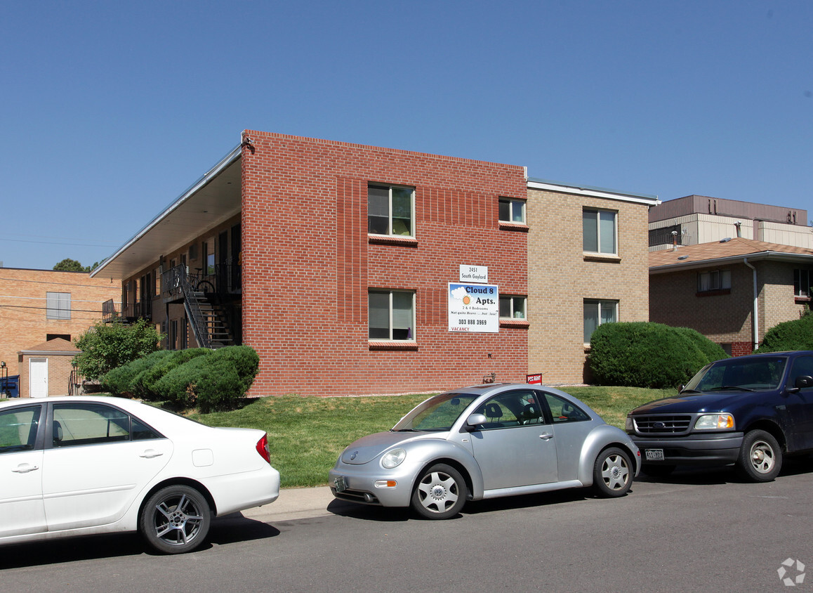 Building Photo - Cloud 8 Apartments