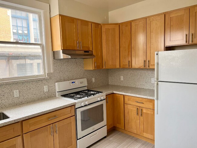 Building Photo - 1471 Jackson St