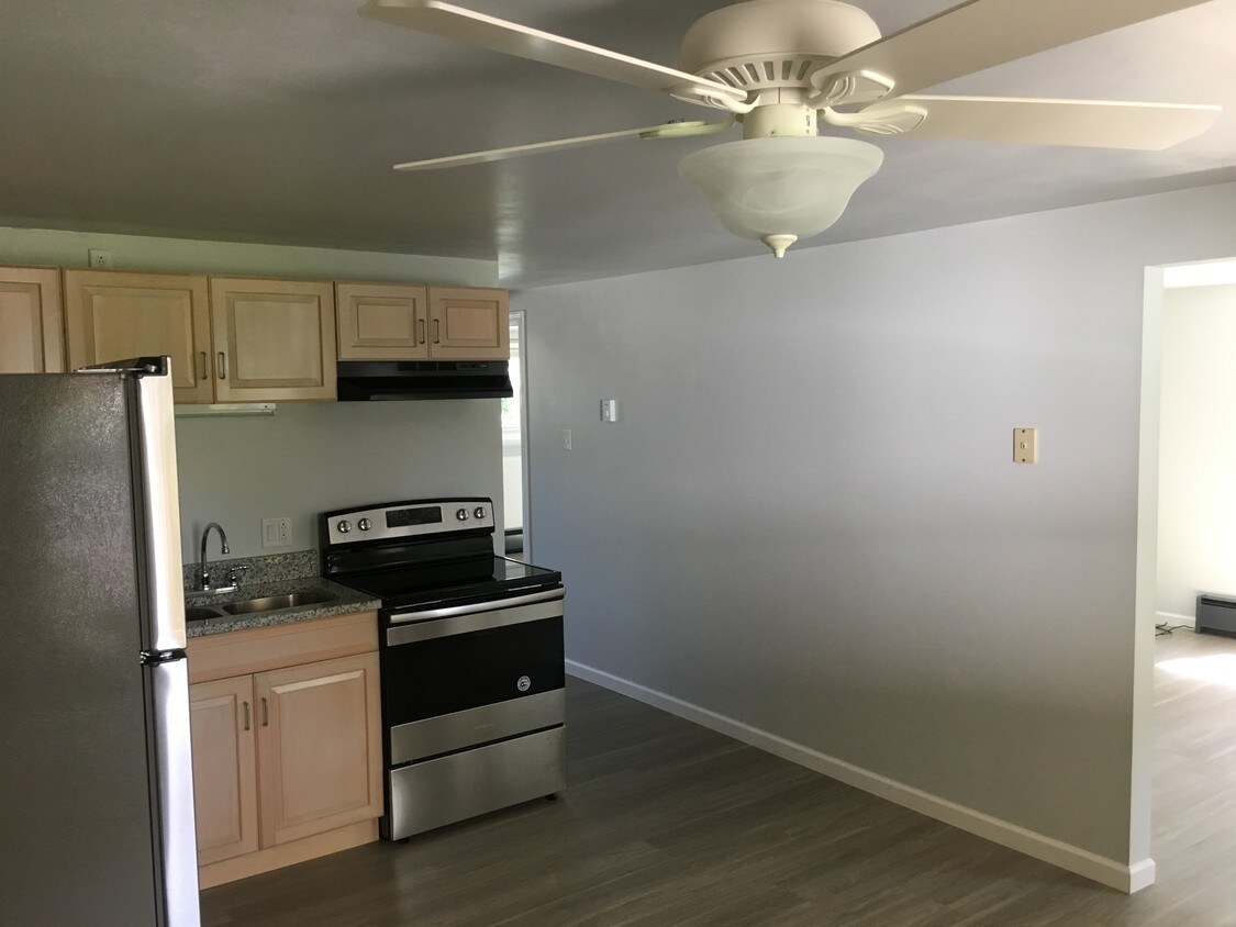 50 Denlinger Ave, Strasburg, PA 17579 Apartments in Strasburg, PA