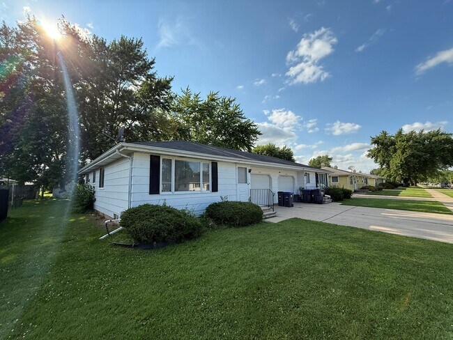 Foto del edificio - 1289-1291 Meadow Ln