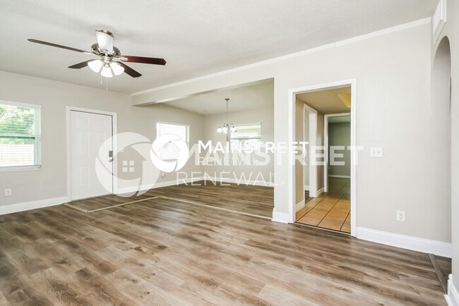 Foto del edificio - 314 Sears Ave NE