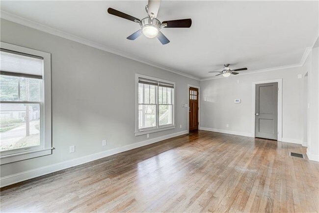 Foto del edificio - 1374 Oldfield Rd
