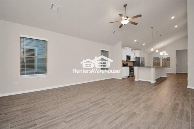 Building Photo - 6927 Escondido Dr