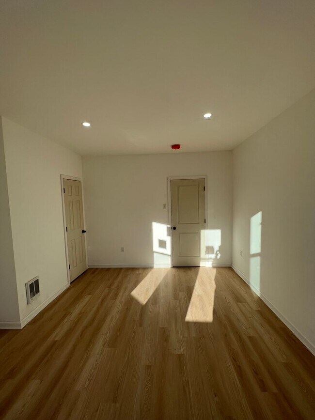 Foto del edificio - 3138 Weymouth St