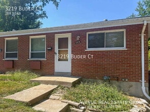 Building Photo - 3219 Buder Ct