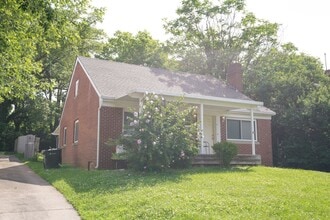Building Photo - 417 Pyke Rd