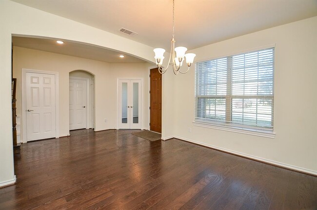 Foto del edificio - 24915 Meadowthorn Crest Ln