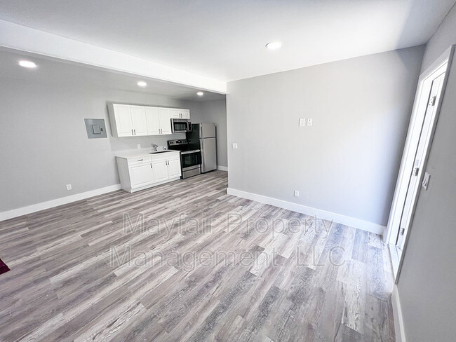 Foto del edificio - 1390 Riverland Rd