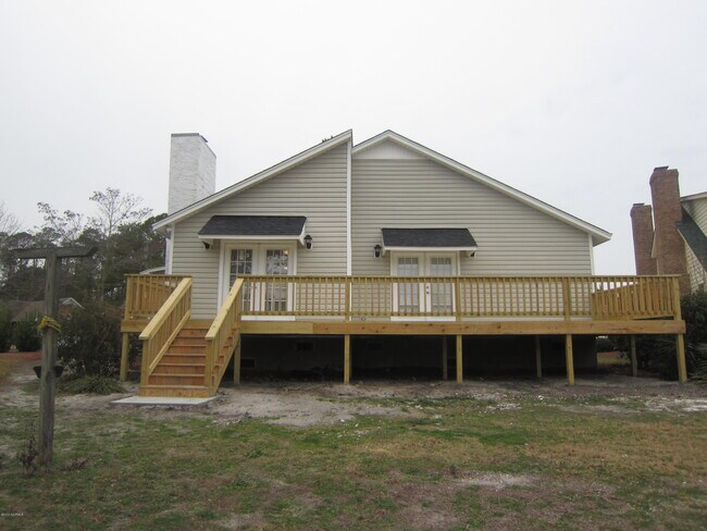 Building Photo - 6206 Gondolier Dr
