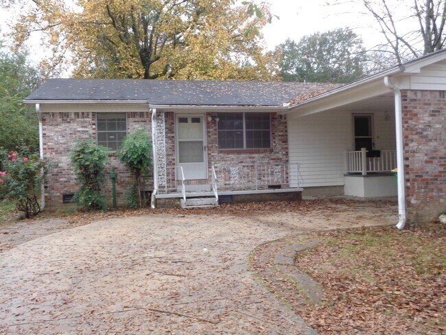 Foto del edificio - 9209 Clover Hl Rd