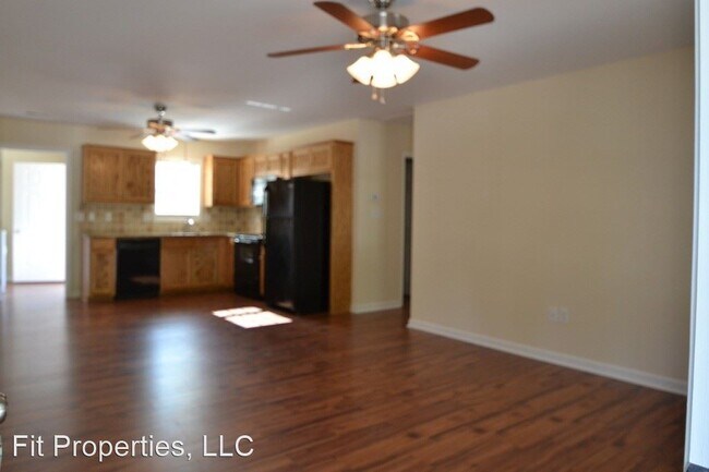 Foto del edificio - 2 br, 1 bath House - 3829 Lee Moore