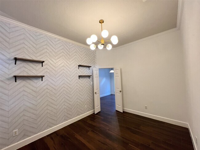 Foto del edificio - 4823 Lochman Ln