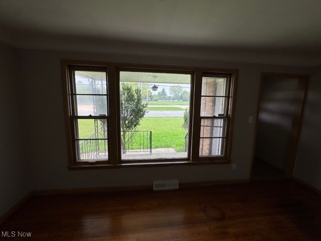 Foto del edificio - 23308 Emery Rd