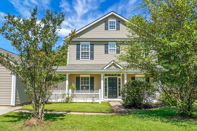 Foto del edificio - Beautiful 4 Bed/3 Bath home in Summerville SC, *Move-In Special $500 OFF FIRST MONTHS RENT* NO AP...