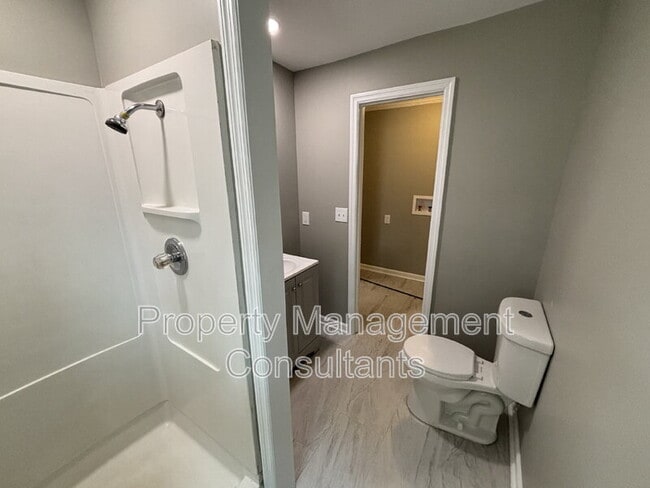 Building Photo - 3402 8th Ave SW