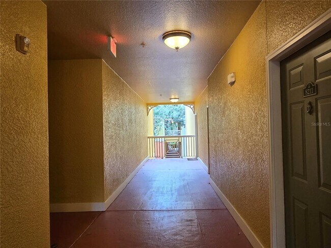 Foto del edificio - 4207 S Dale Mabry Hwy