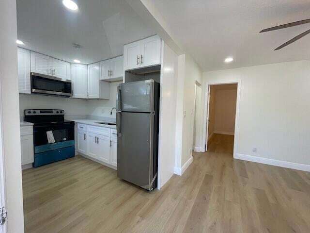 Foto del edificio - 302 N Tamarind Ave