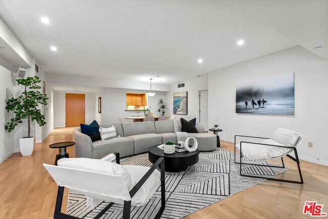 Foto del edificio - 13600 Marina Pointe Dr