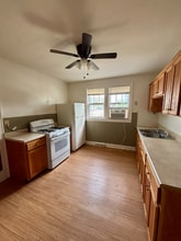 Building Photo - 91 Laverack Ave