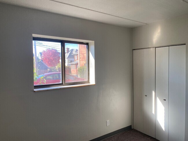 Foto del edificio - 464 South Ave