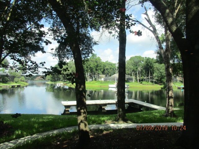 Building Photo - Lovely Queens Harbor Home with Dock