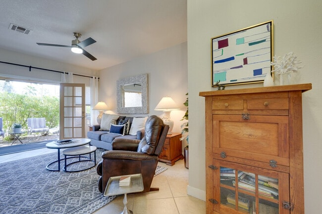 Building Photo - 8787 E Mountain View Rd