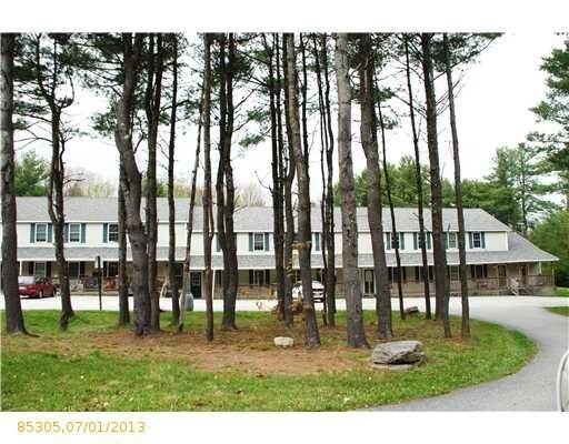 Foto del edificio - 26 Rosewood Dr