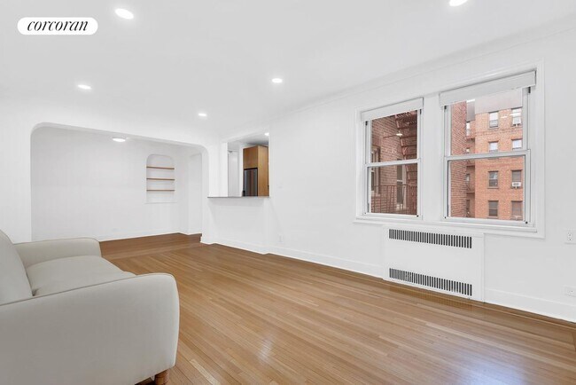 Foto del edificio - 7615 35th Ave