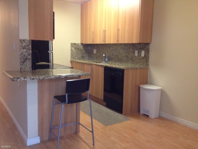 Foto del edificio - 2 br, 1 bath Condo - Tudor Manor 1125 208